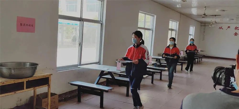 菏泽市交通高级技工学校 – 疫情防控演练插图17 菏泽市交通高级技工学校 – 疫情防控演练插图17