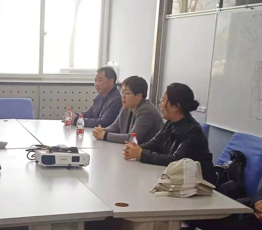 我校领导深入企业走访看望工学交替的学生插图3