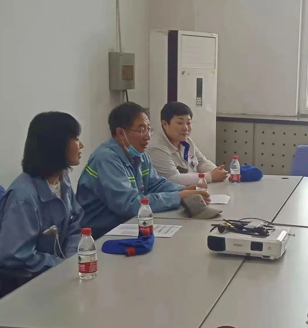 我校领导深入企业走访看望工学交替的学生插图4